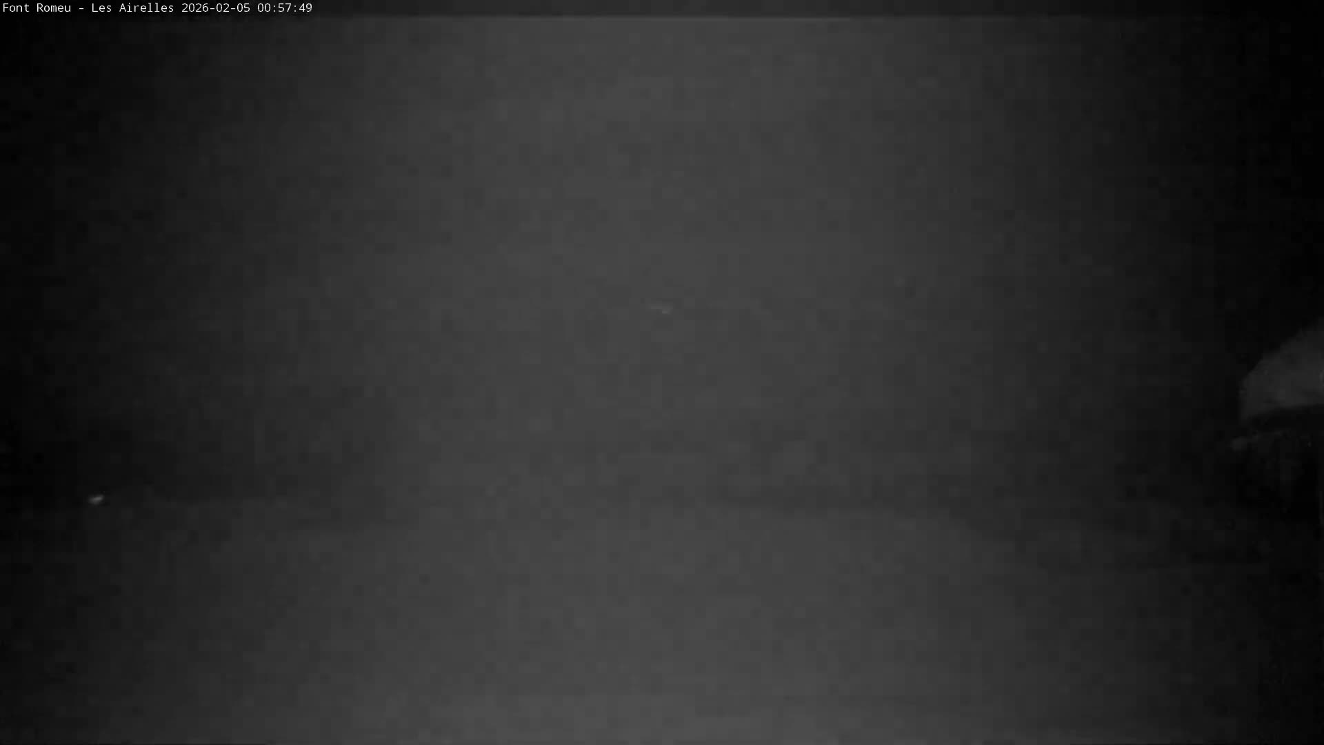 Font Romeu Pyrenees 2000 m Les Airelles Ski Slopes Live Cam - Prades, Pyrenees-Orientales, Occitanie, France