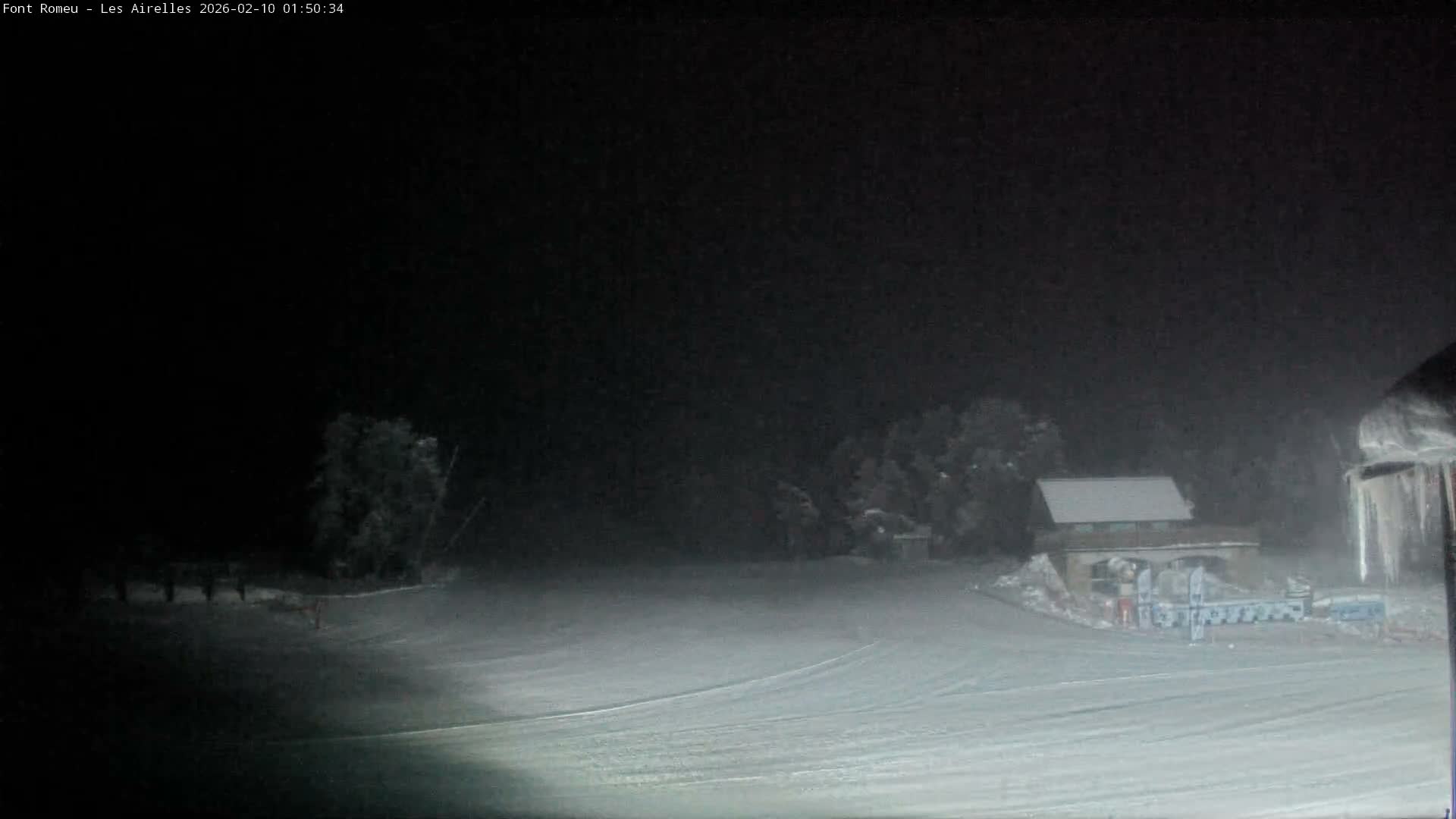 Font Romeu Pyrenees 2000 m Les Airelles Ski Slopes Live Cam - Prades, Pyrenees-Orientales, Occitanie, France