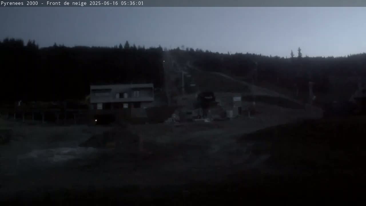 Bolquere, Pyrenees 2000  Ski Center & Ski Slopes Live Cam - Prades, Pyrenees-Orientales, Occitanie, France