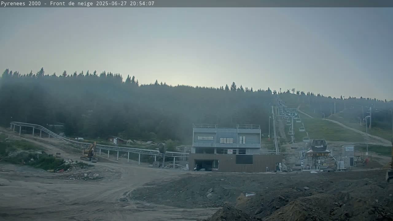 Bolquere, Pyrenees 2000  Ski Center & Ski Slopes Live Cam - Prades, Pyrenees-Orientales, Occitanie, France