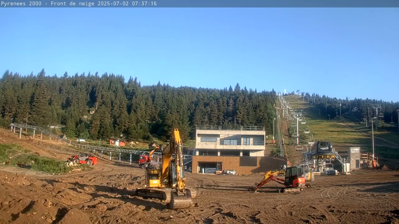 Bolquere, Pyrenees 2000  Ski Center & Ski Slopes Live Cam - Prades, Pyrenees-Orientales, Occitanie, France