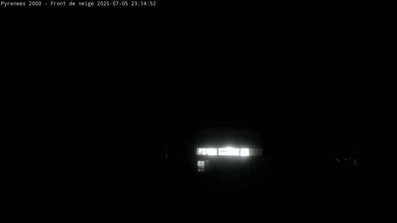 Bolquere, Pyrenees 2000  Ski Center & Ski Slopes Live Cam - Prades, Pyrenees-Orientales, Occitanie, France
