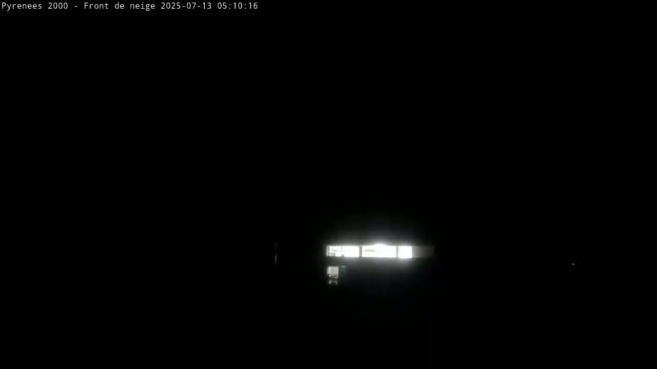 Bolquere, Pyrenees 2000  Ski Center & Ski Slopes Live Cam - Prades, Pyrenees-Orientales, Occitanie, France