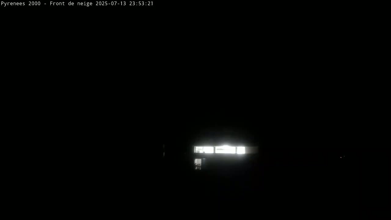 Bolquere, Pyrenees 2000  Ski Center & Ski Slopes Live Cam - Prades, Pyrenees-Orientales, Occitanie, France