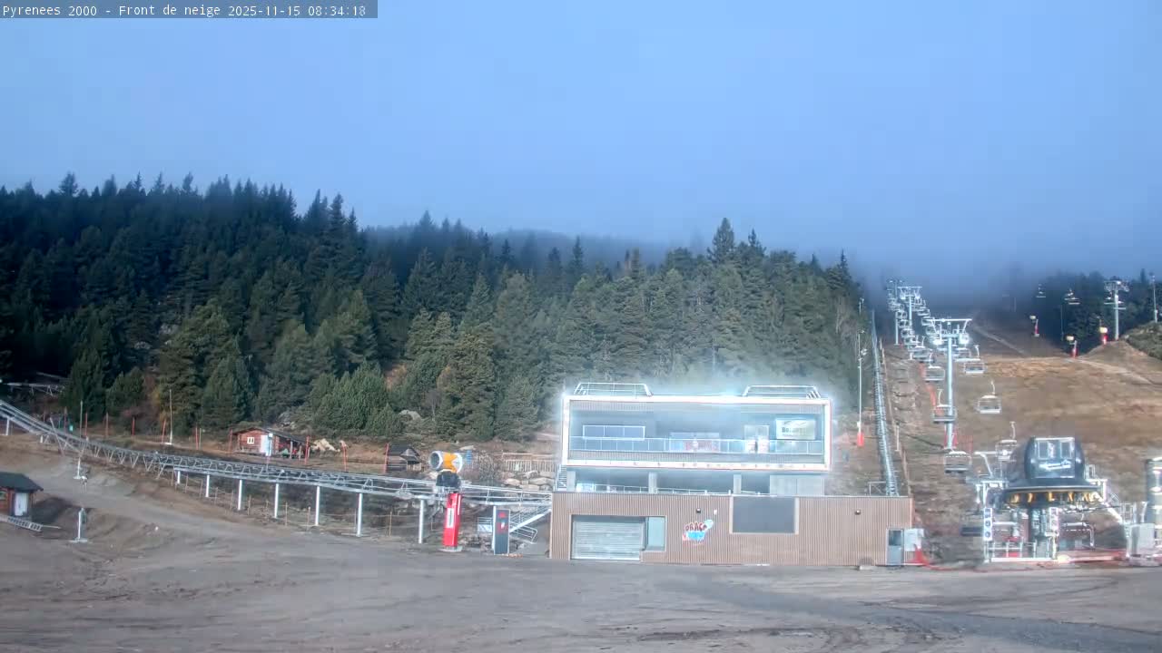 Bolquere, Pyrenees 2000  Ski Center & Ski Slopes Live Cam - Prades, Pyrenees-Orientales, Occitanie, France
