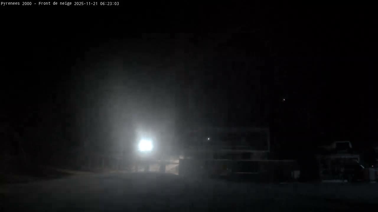 Bolquere, Pyrenees 2000  Ski Center & Ski Slopes Live Cam - Prades, Pyrenees-Orientales, Occitanie, France