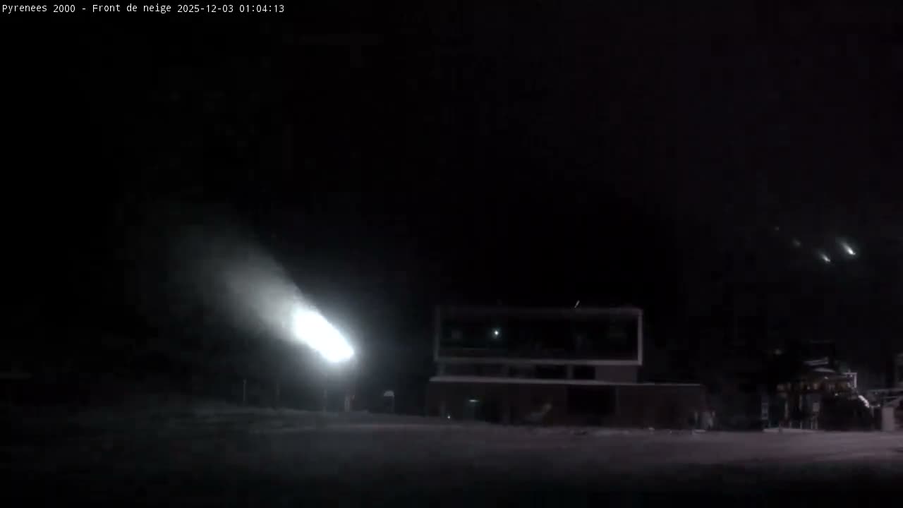 Bolquere, Pyrenees 2000  Ski Center & Ski Slopes Live Cam - Prades, Pyrenees-Orientales, Occitanie, France