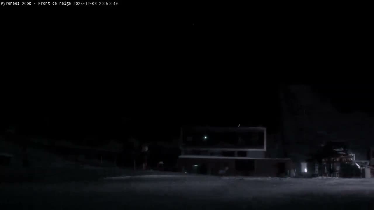 Bolquere, Pyrenees 2000  Ski Center & Ski Slopes Live Cam - Prades, Pyrenees-Orientales, Occitanie, France