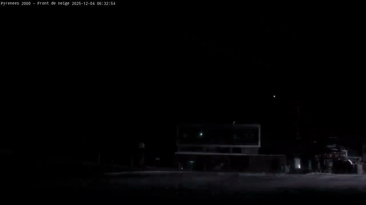 Bolquere, Pyrenees 2000  Ski Center & Ski Slopes Live Cam - Prades, Pyrenees-Orientales, Occitanie, France