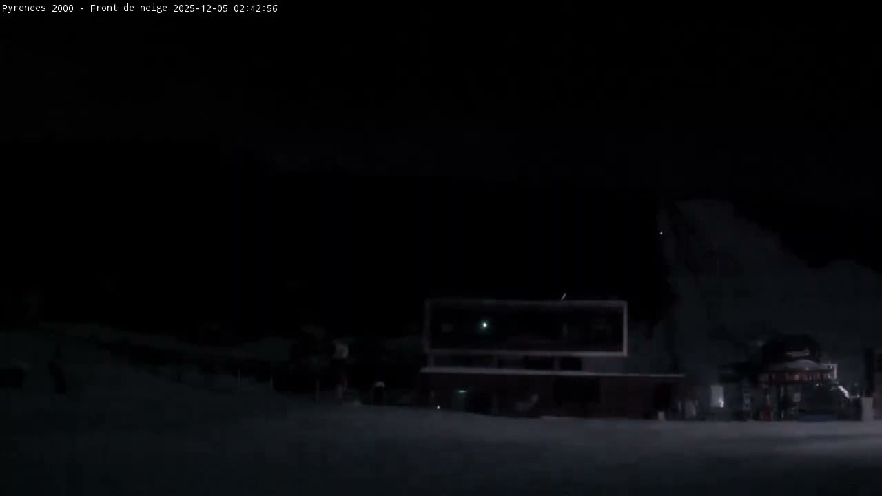 Bolquere, Pyrenees 2000  Ski Center & Ski Slopes Live Cam - Prades, Pyrenees-Orientales, Occitanie, France