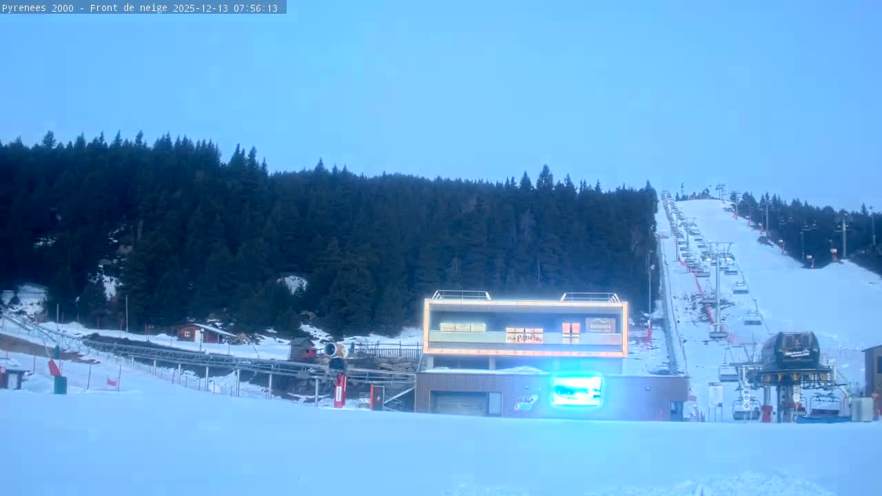 Bolquere, Pyrenees 2000  Ski Center & Ski Slopes Live Cam - Prades, Pyrenees-Orientales, Occitanie, France