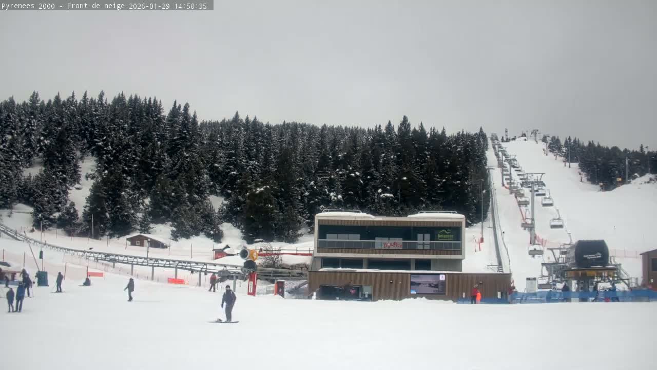 Bolquere, Pyrenees 2000  Ski Center & Ski Slopes Live Cam - Prades, Pyrenees-Orientales, Occitanie, France
