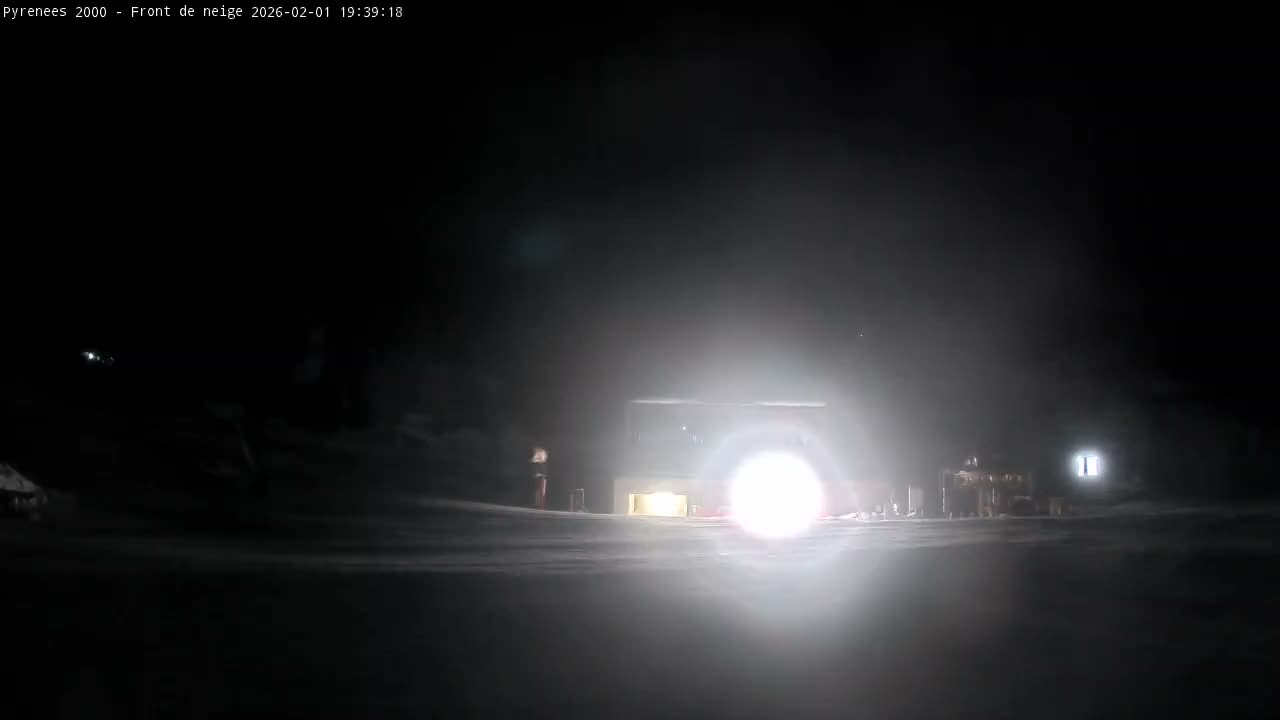 Bolquere, Pyrenees 2000  Ski Center & Ski Slopes Live Cam - Prades, Pyrenees-Orientales, Occitanie, France