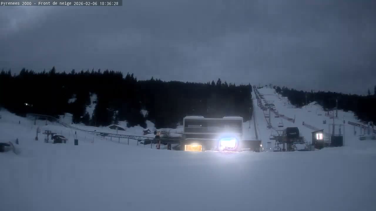 Bolquere, Pyrenees 2000  Ski Center & Ski Slopes Live Cam - Prades, Pyrenees-Orientales, Occitanie, France