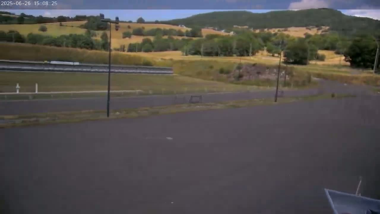 Haut-Valromey, Plateau de Retord, Stade de Biathlon Des Plans d'Hotonnes (Plans d'Hotonnes Biathlon Stadium) Live Cam - Belley, Ain, Auvergne-Rhône-Alpes, France