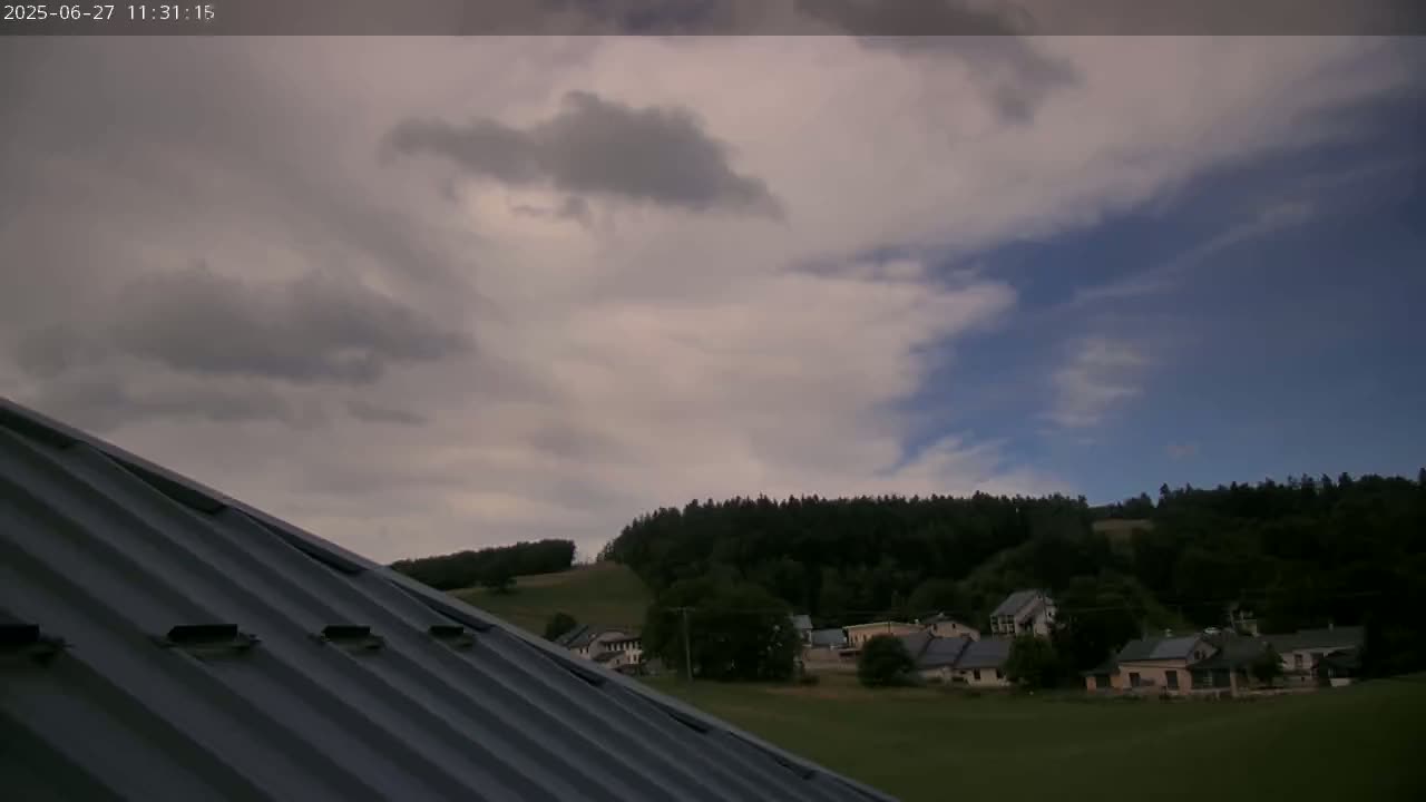 Haut-Valromey, Plateau de Retord, Stade de Biathlon Des Plans d'Hotonnes (Plans d'Hotonnes Biathlon Stadium) Live Cam - Belley, Ain, Auvergne-Rhône-Alpes, France