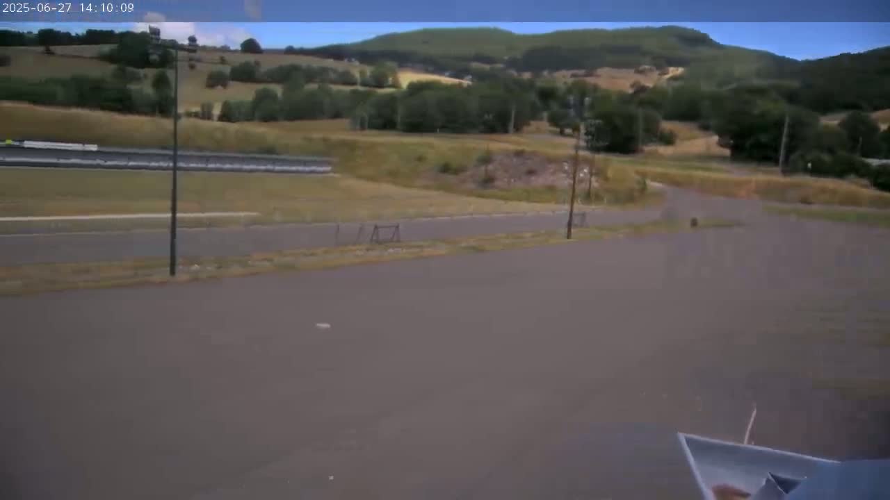 Haut-Valromey, Plateau de Retord, Stade de Biathlon Des Plans d'Hotonnes (Plans d'Hotonnes Biathlon Stadium) Live Cam - Belley, Ain, Auvergne-Rhône-Alpes, France