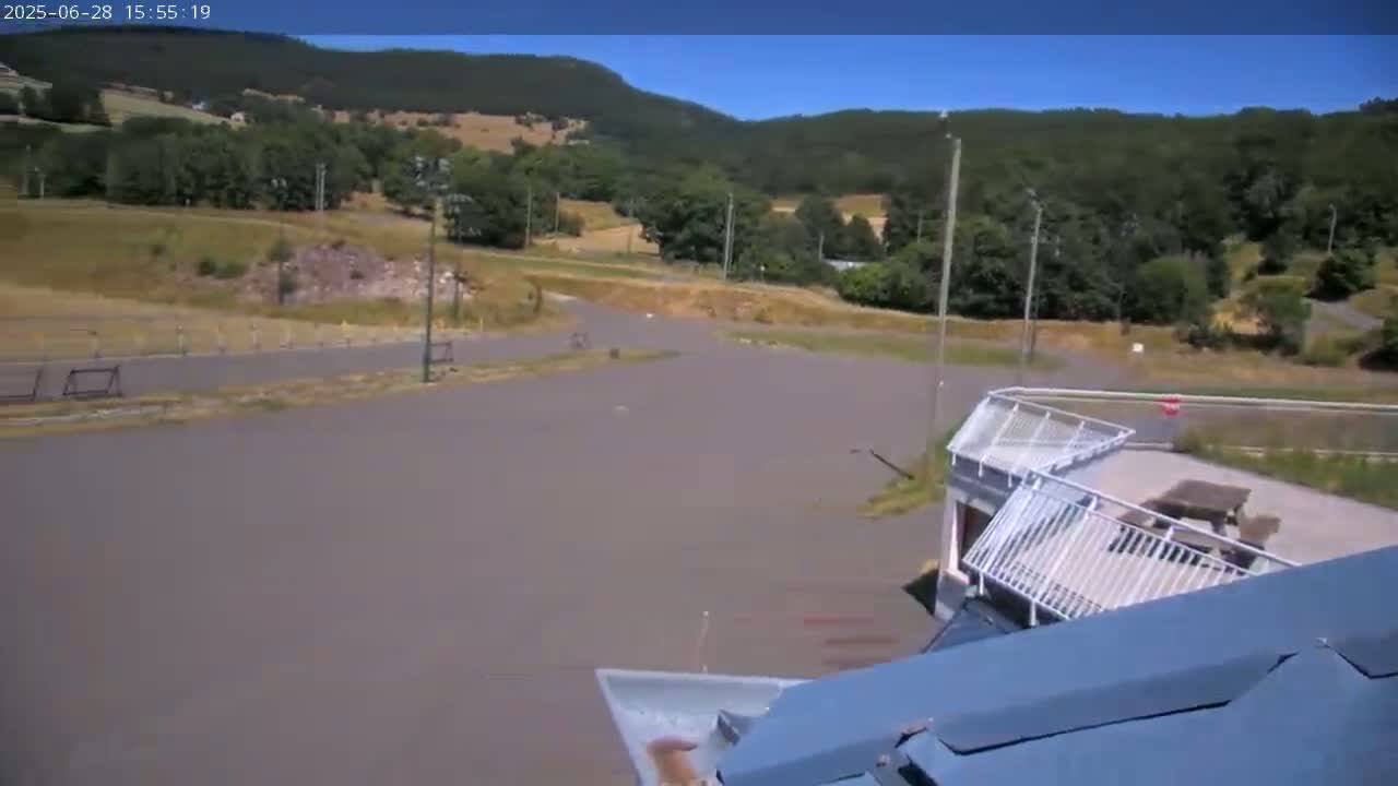 Haut-Valromey, Plateau de Retord, Stade de Biathlon Des Plans d'Hotonnes (Plans d'Hotonnes Biathlon Stadium) Live Cam - Belley, Ain, Auvergne-Rhône-Alpes, France