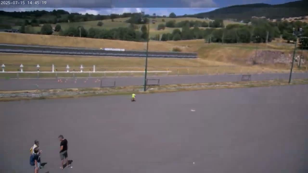 Haut-Valromey, Plateau de Retord, Stade de Biathlon Des Plans d'Hotonnes (Plans d'Hotonnes Biathlon Stadium) Live Cam - Belley, Ain, Auvergne-Rhône-Alpes, France