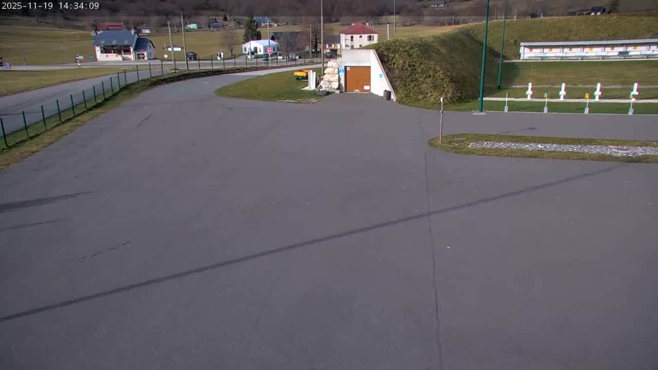 Haut-Valromey, Plateau de Retord, Stade de Biathlon Des Plans d'Hotonnes (Plans d'Hotonnes Biathlon Stadium) Live Cam - Belley, Ain, Auvergne-Rhône-Alpes, France