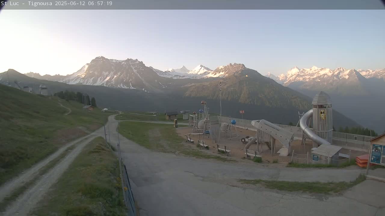 Saint Luc, Tignousa & Swiss Alps View  Live Cam - Anniviers, Sierre, Valais, Switzerland