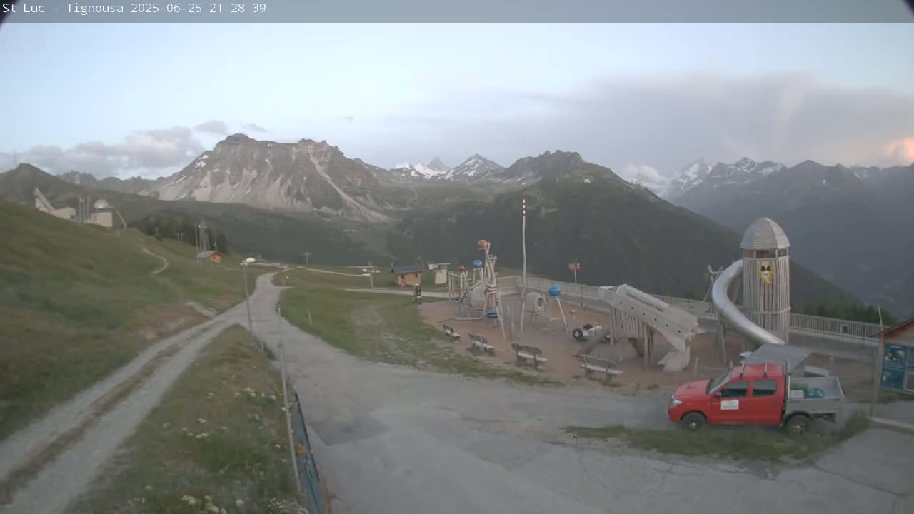 Saint Luc, Tignousa & Swiss Alps View  Live Cam - Anniviers, Sierre, Valais, Switzerland