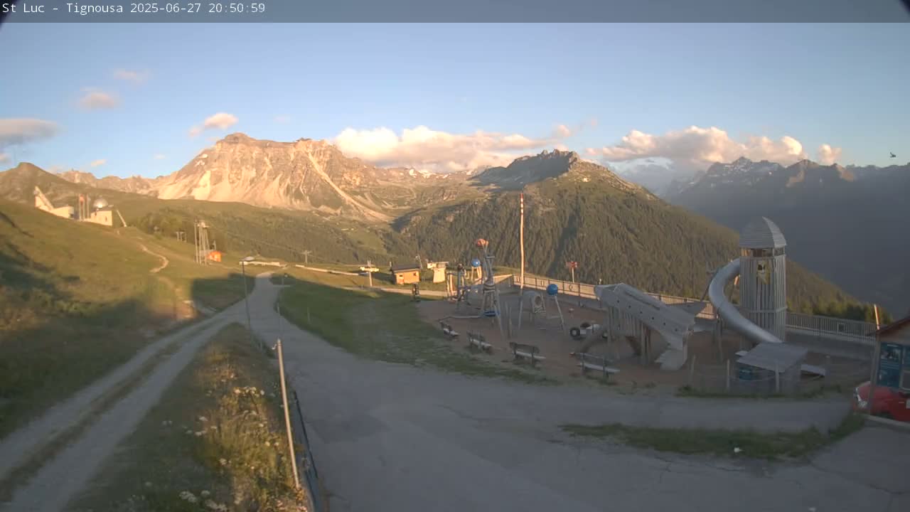 Saint Luc, Tignousa & Swiss Alps View  Live Cam - Anniviers, Sierre, Valais, Switzerland