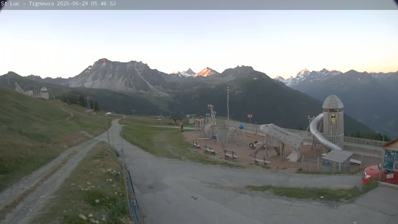 Saint Luc, Tignousa & Swiss Alps View  Live Cam - Anniviers, Sierre, Valais, Switzerland