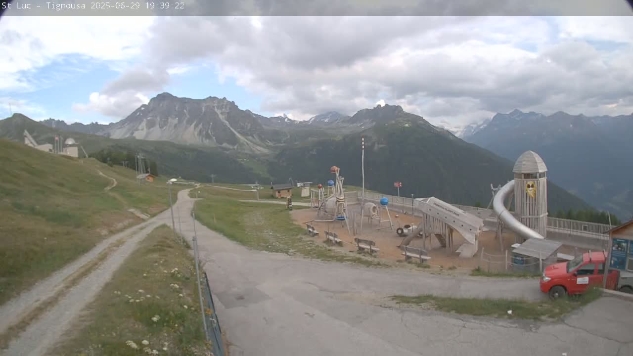 Saint Luc, Tignousa & Swiss Alps View  Live Cam - Anniviers, Sierre, Valais, Switzerland