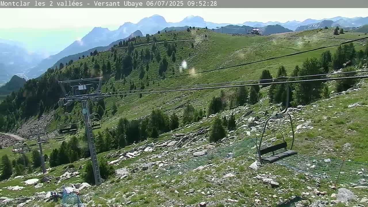 Saint Jaen, Montclar Summet Station les 2 Vallées ( Summit Station the 2 Valleys) & Fun Zone Live Cam - Digne-les-Bains, 	Alpes-de-Haute-Provence, Provence-Alpes-Côte d’Azur, France