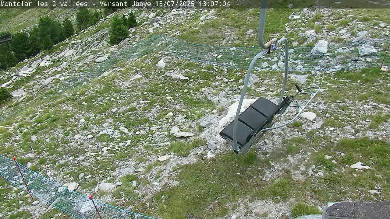 Saint Jaen, Montclar Summet Station les 2 Vallées ( Summit Station the 2 Valleys) & Fun Zone Live Cam - Digne-les-Bains, 	Alpes-de-Haute-Provence, Provence-Alpes-Côte d’Azur, France
