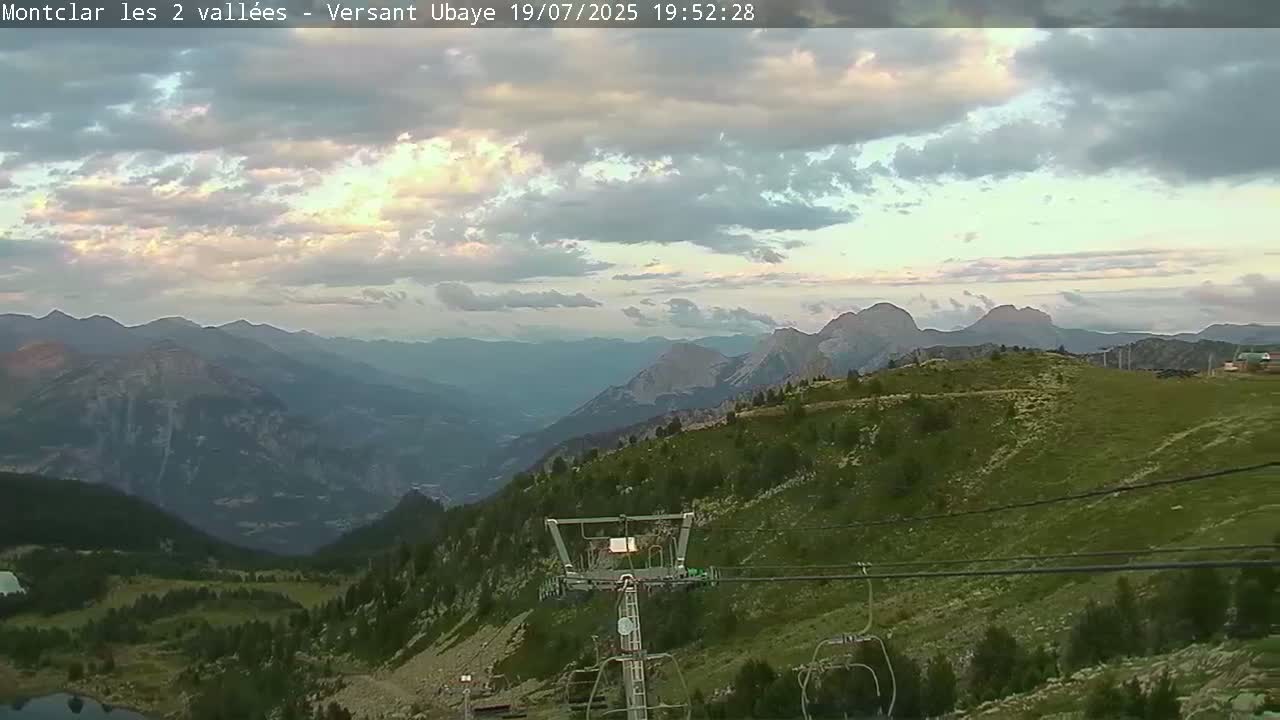 Saint Jaen, Montclar Summet Station les 2 Vallées ( Summit Station the 2 Valleys) & Fun Zone Live Cam - Digne-les-Bains, 	Alpes-de-Haute-Provence, Provence-Alpes-Côte d’Azur, France
