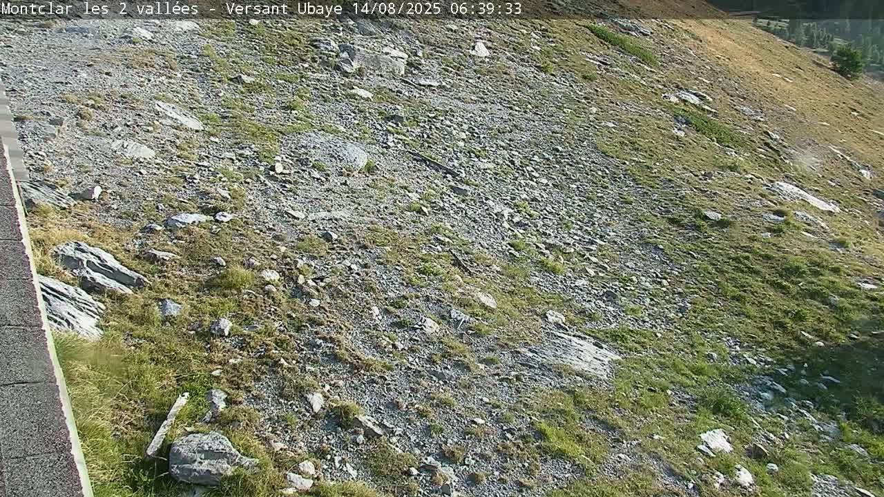 Saint Jaen, Montclar Summet Station les 2 Vallées ( Summit Station the 2 Valleys) & Fun Zone Live Cam - Digne-les-Bains, 	Alpes-de-Haute-Provence, Provence-Alpes-Côte d’Azur, France