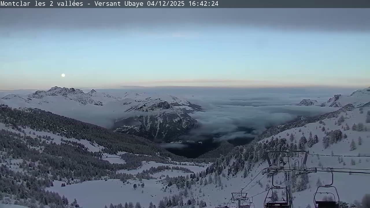 Saint Jaen, Montclar Summet Station les 2 Vallées ( Summit Station the 2 Valleys) & Fun Zone Live Cam - Digne-les-Bains, 	Alpes-de-Haute-Provence, Provence-Alpes-Côte d’Azur, France