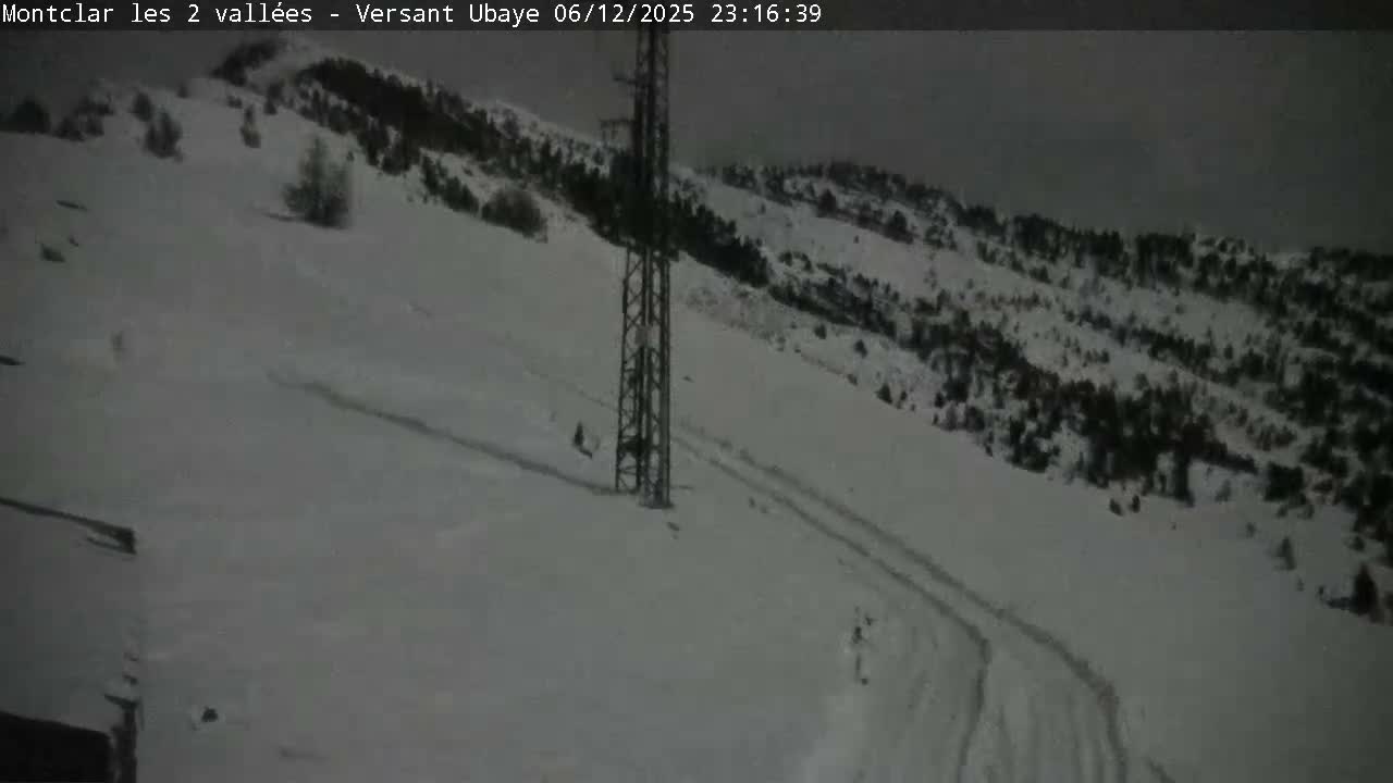 Saint Jaen, Montclar Summet Station les 2 Vallées ( Summit Station the 2 Valleys) & Fun Zone Live Cam - Digne-les-Bains, 	Alpes-de-Haute-Provence, Provence-Alpes-Côte d’Azur, France
