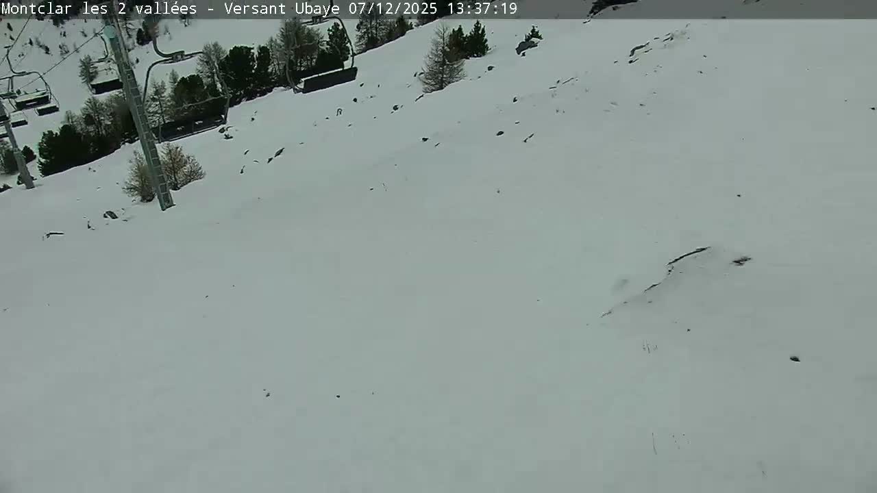 Saint Jaen, Montclar Summet Station les 2 Vallées ( Summit Station the 2 Valleys) & Fun Zone Live Cam - Digne-les-Bains, 	Alpes-de-Haute-Provence, Provence-Alpes-Côte d’Azur, France