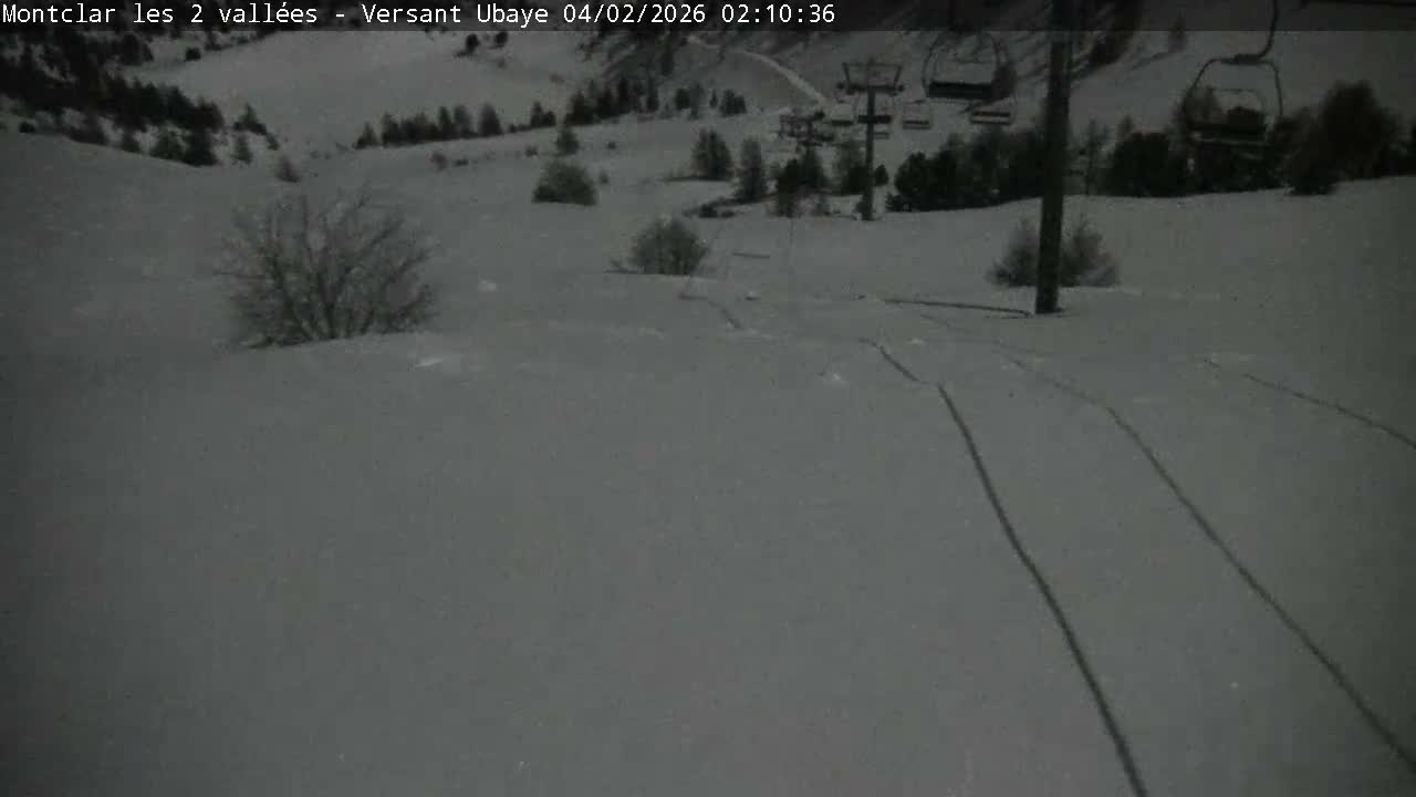 Saint Jaen, Montclar Summet Station les 2 Vallées ( Summit Station the 2 Valleys) & Fun Zone Live Cam - Digne-les-Bains, 	Alpes-de-Haute-Provence, Provence-Alpes-Côte d’Azur, France
