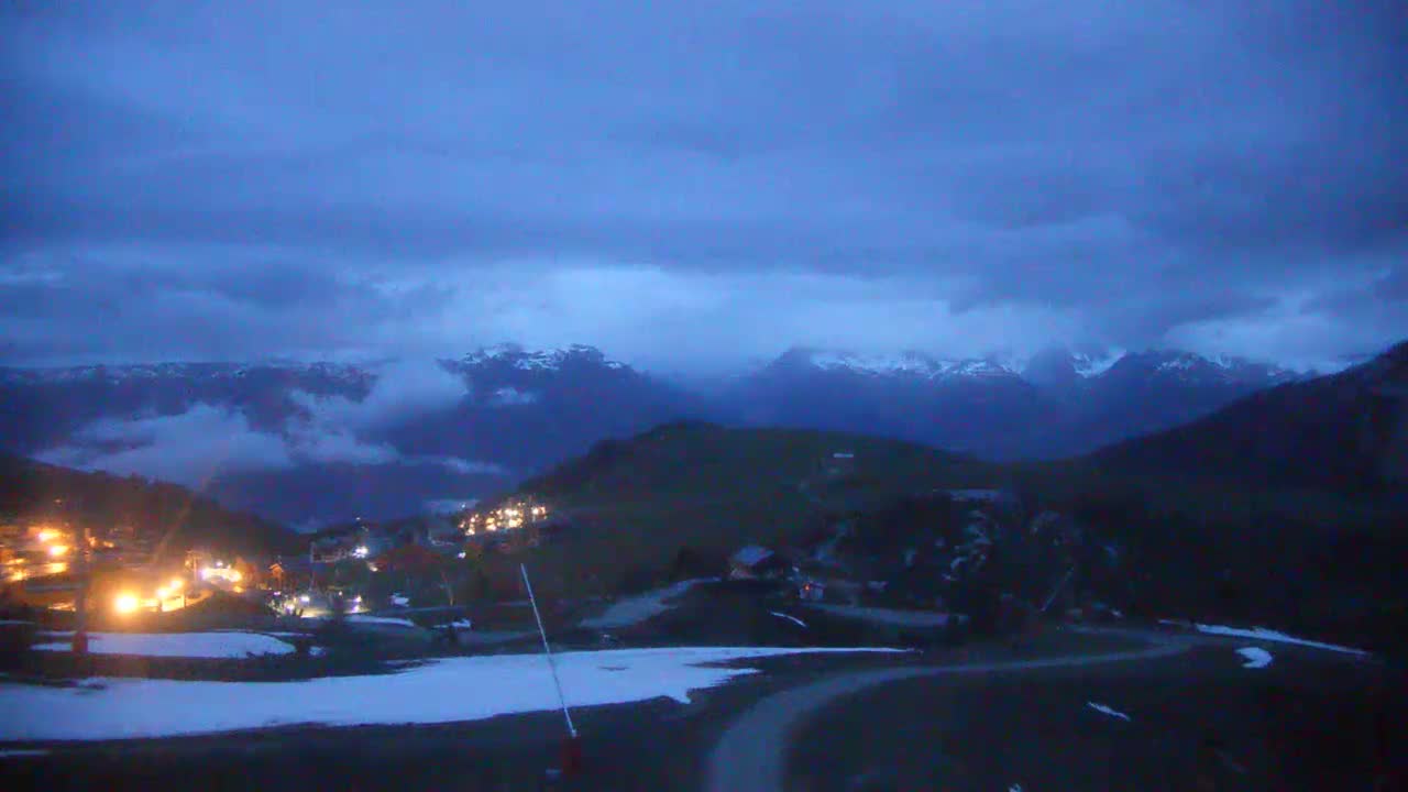La Plagne Villages from  Bergerie 2184 m View Live Cam -  Bourg-Saint-Maurice, Savoie, Auvergne-Rhône-Alpes, France
