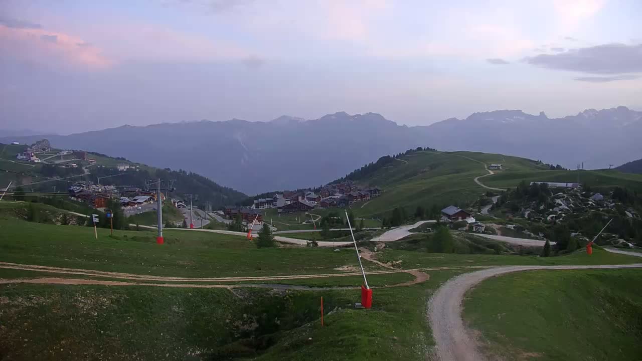 La Plagne Villages from  Bergerie 2184 m View Live Cam -  Bourg-Saint-Maurice, Savoie, Auvergne-Rhône-Alpes, France