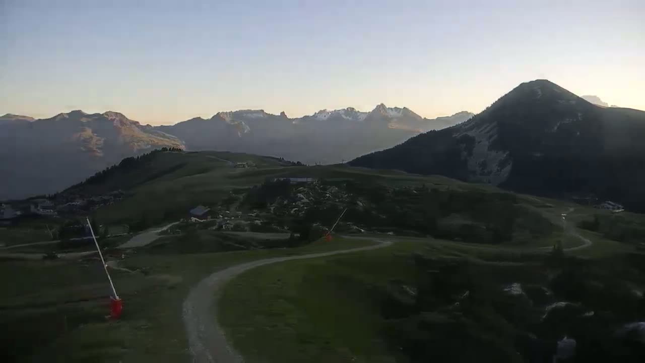 La Plagne Villages from  Bergerie 2184 m View Live Cam -  Bourg-Saint-Maurice, Savoie, Auvergne-Rhône-Alpes, France