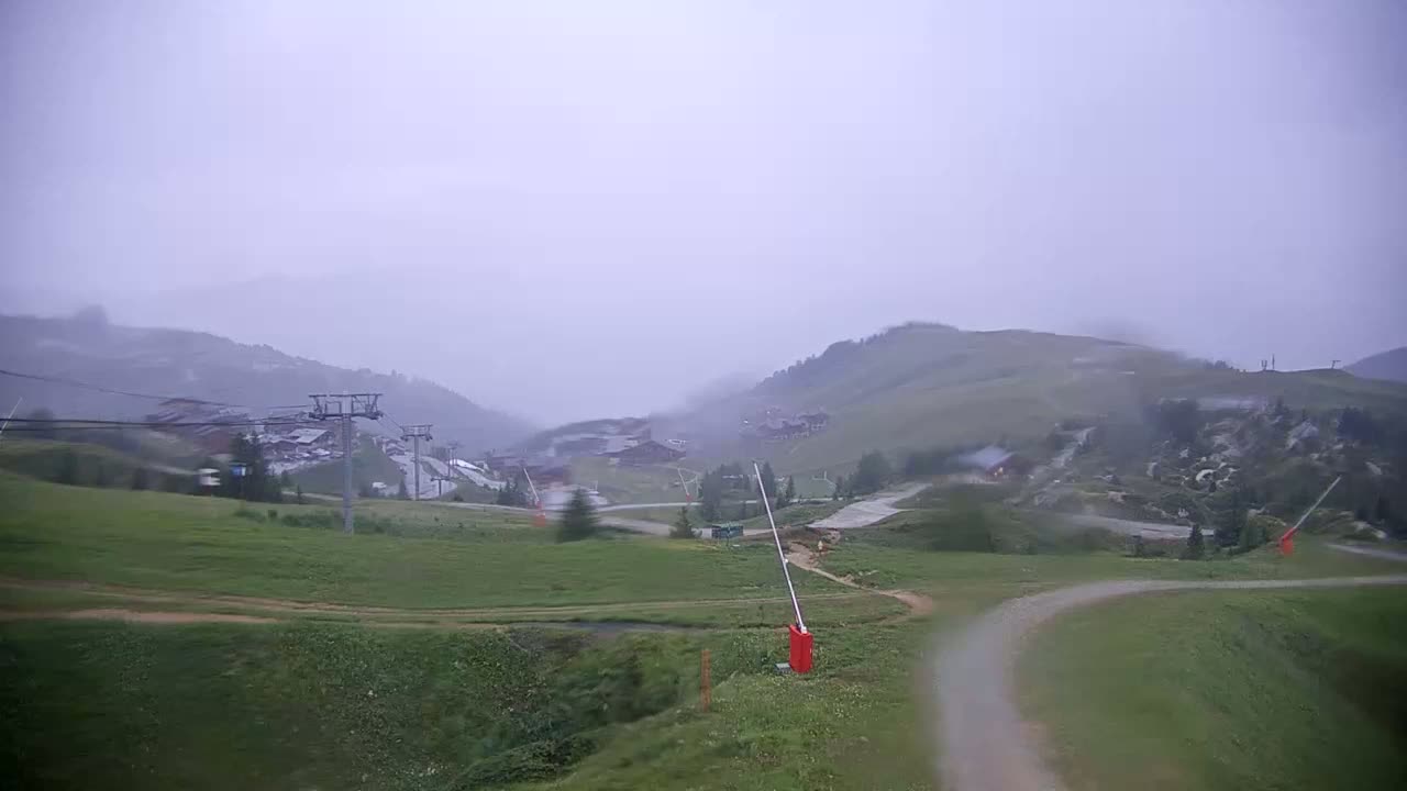 La Plagne Villages from  Bergerie 2184 m View Live Cam -  Bourg-Saint-Maurice, Savoie, Auvergne-Rhône-Alpes, France