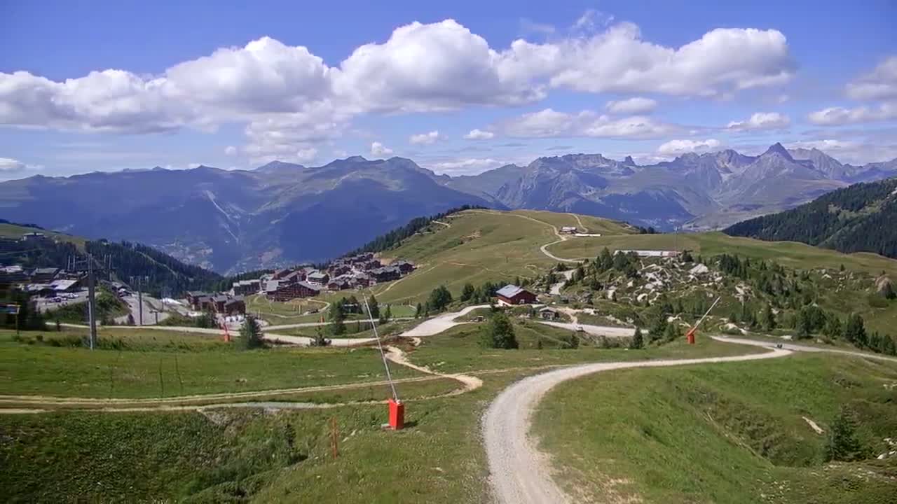 La Plagne Villages from  Bergerie 2184 m View Live Cam -  Bourg-Saint-Maurice, Savoie, Auvergne-Rhône-Alpes, France