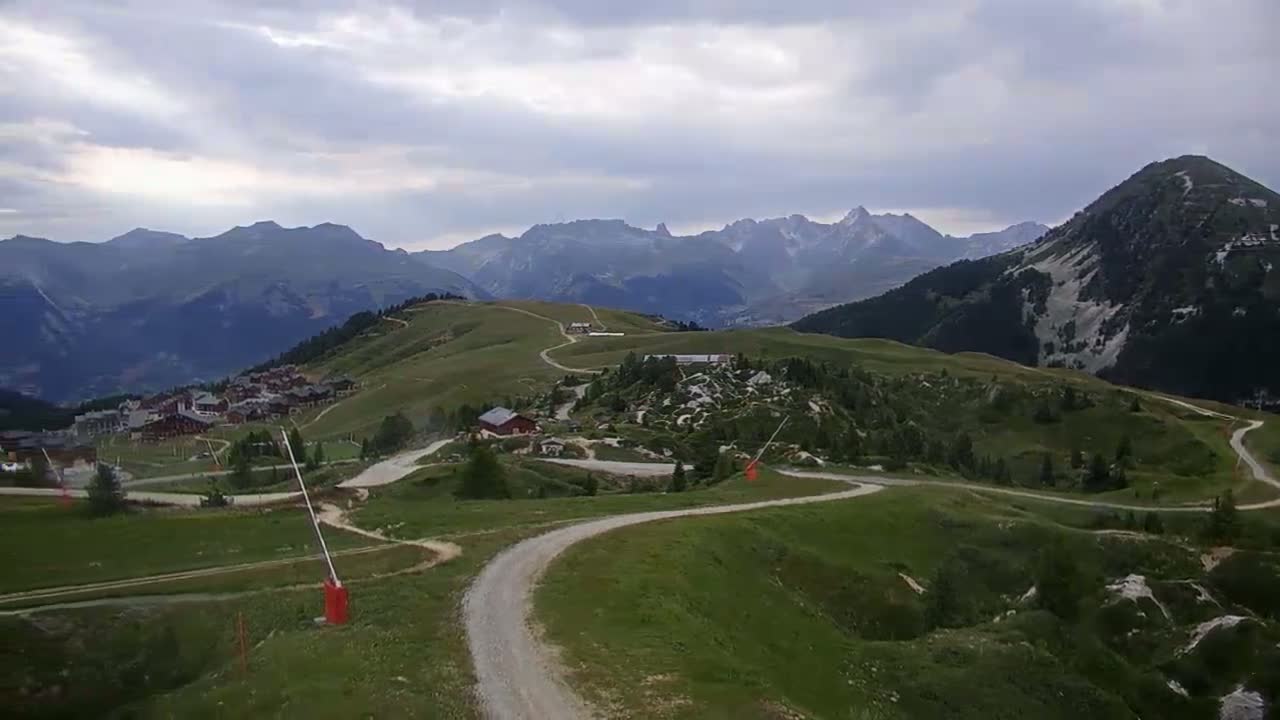 La Plagne Villages from  Bergerie 2184 m View Live Cam -  Bourg-Saint-Maurice, Savoie, Auvergne-Rhône-Alpes, France