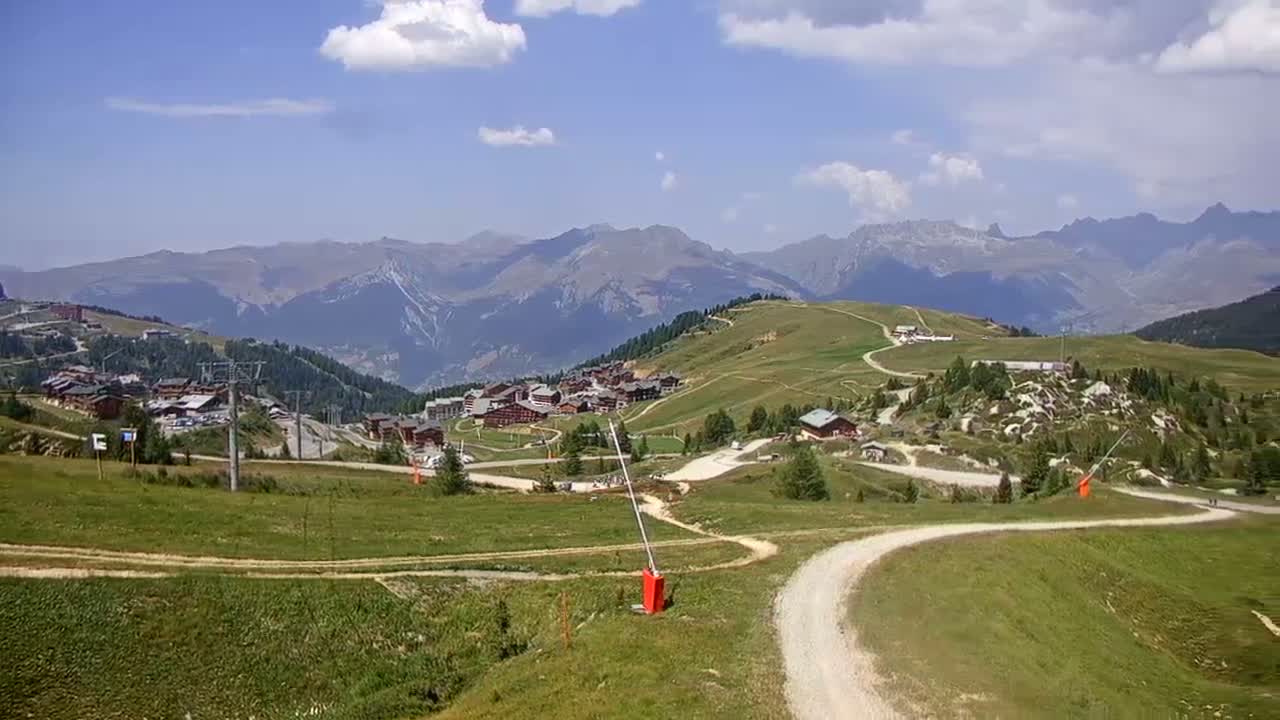 La Plagne Villages from  Bergerie 2184 m View Live Cam -  Bourg-Saint-Maurice, Savoie, Auvergne-Rhône-Alpes, France