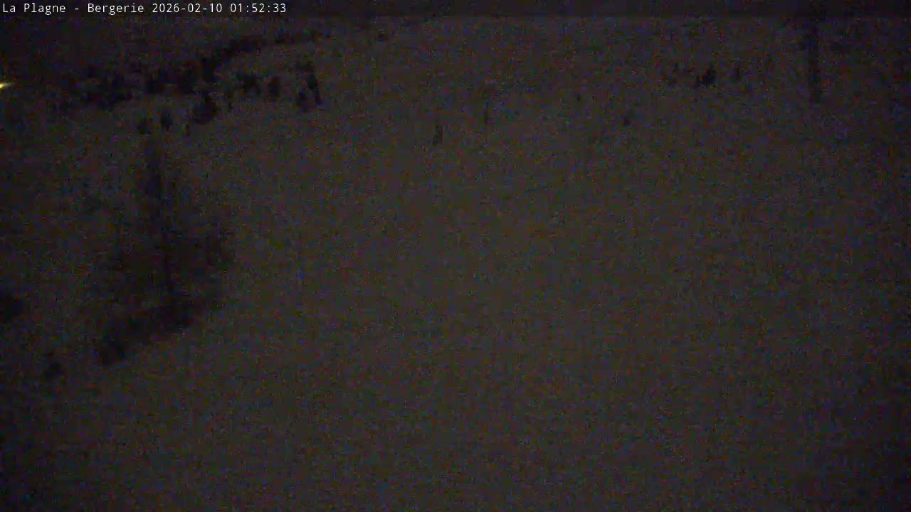 La Plagne Villages from  Bergerie 2184 m View Live Cam -  Bourg-Saint-Maurice, Savoie, Auvergne-Rhône-Alpes, France