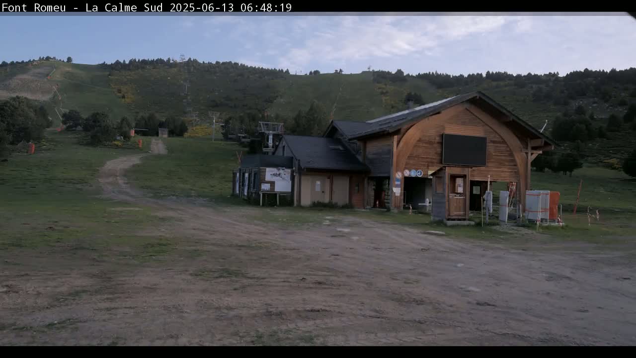 Font Romeu, Refuge de Calme Area North View Live Cam - Prades, Pyrenees-Orientales, Occitanie, France