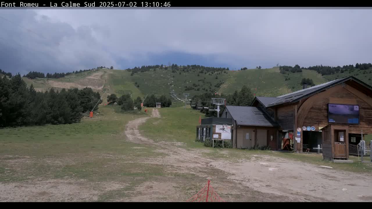 Font Romeu, Refuge de Calme Area North View Live Cam - Prades, Pyrenees-Orientales, Occitanie, France
