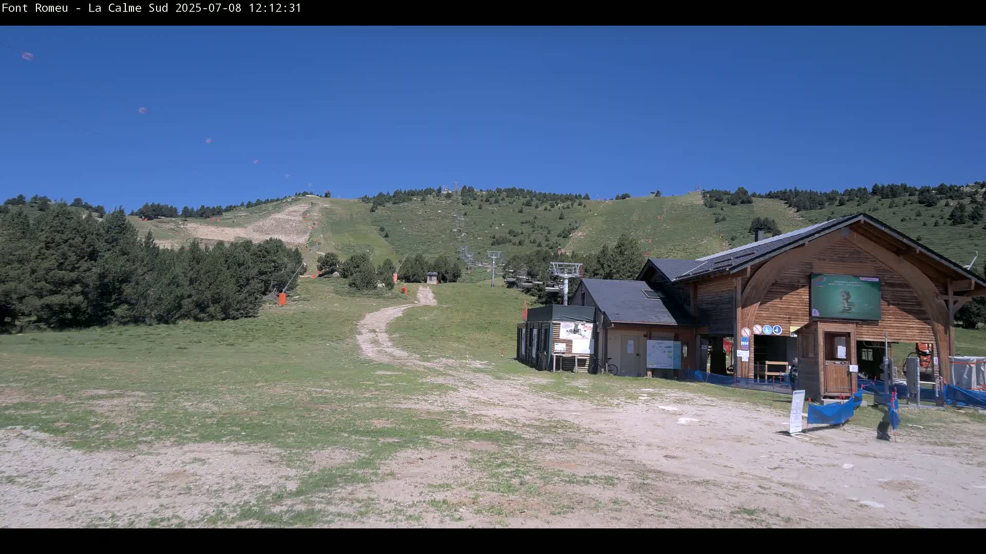 Font Romeu, Refuge de Calme Area North View Live Cam - Prades, Pyrenees-Orientales, Occitanie, France