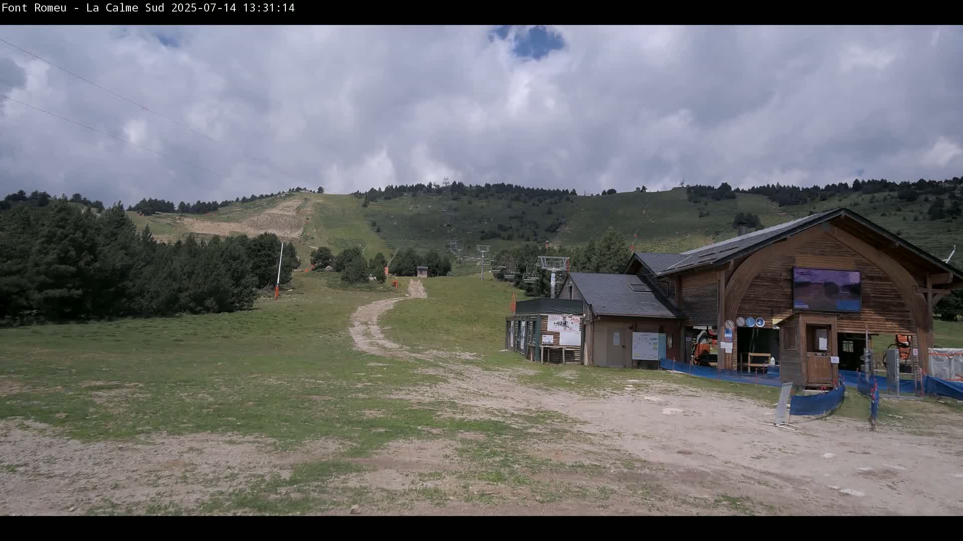 Font Romeu, Refuge de Calme Area North View Live Cam - Prades, Pyrenees-Orientales, Occitanie, France
