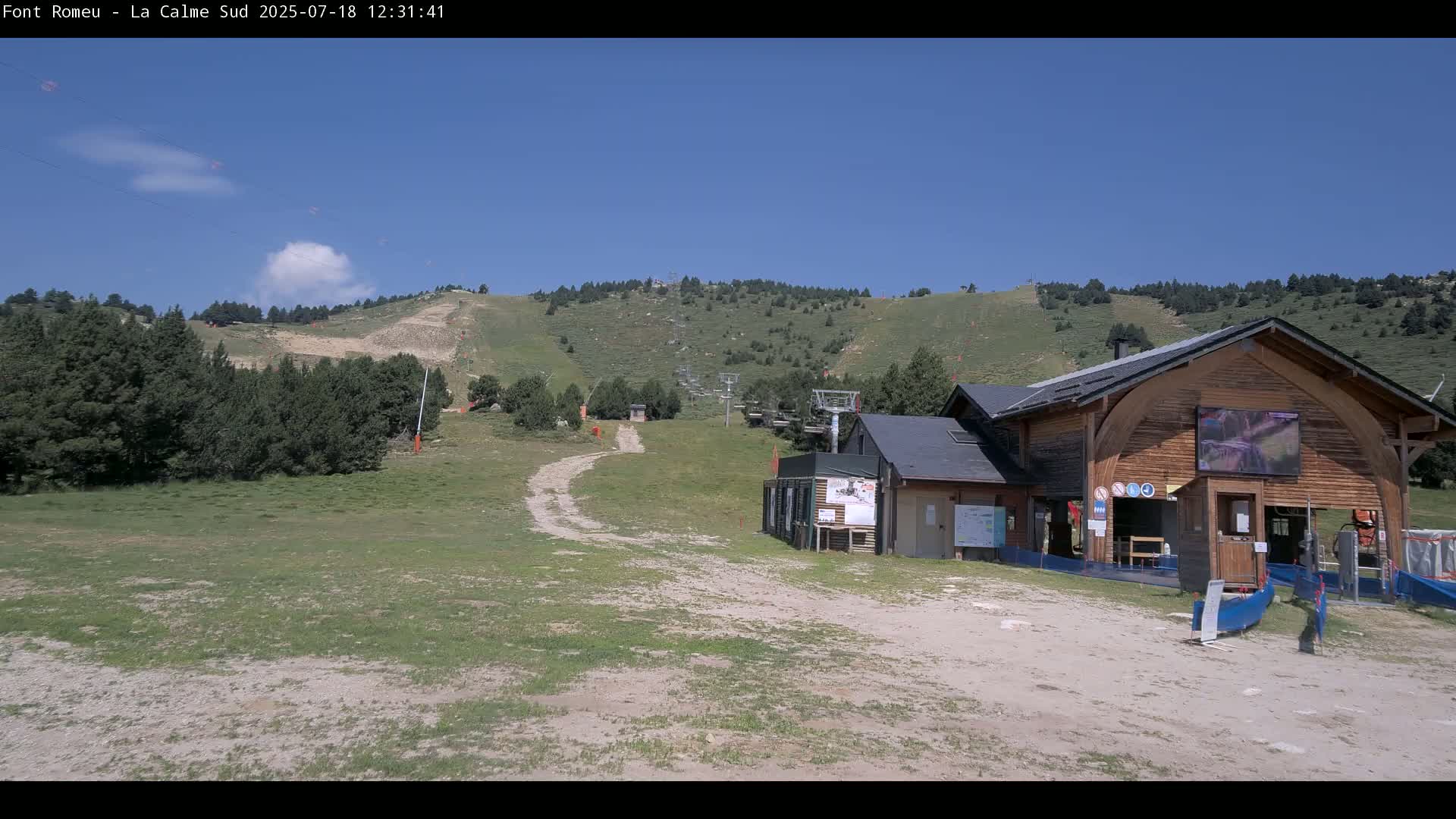 Font Romeu, Refuge de Calme Area North View Live Cam - Prades, Pyrenees-Orientales, Occitanie, France